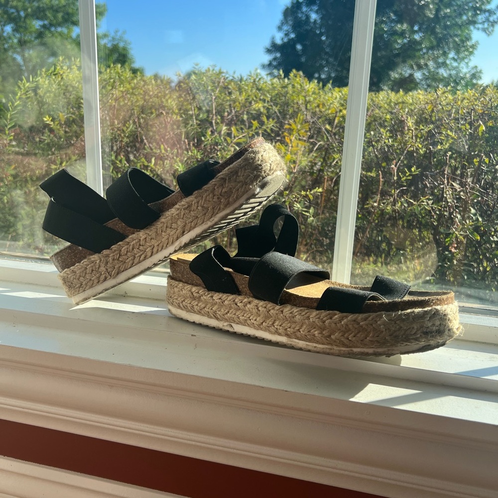Steve Madden Platform Sandals